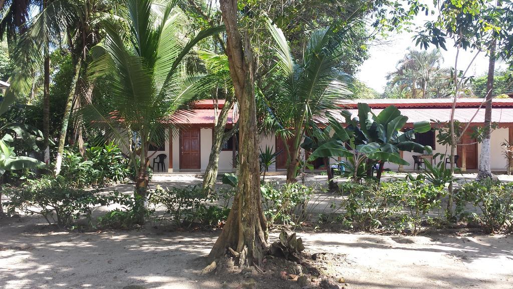 Yucca Beachfront Hotel Puerto Viejo de Talamanca Buitenkant foto