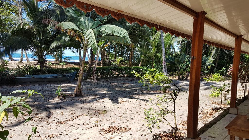 Yucca Beachfront Hotel Puerto Viejo de Talamanca Buitenkant foto