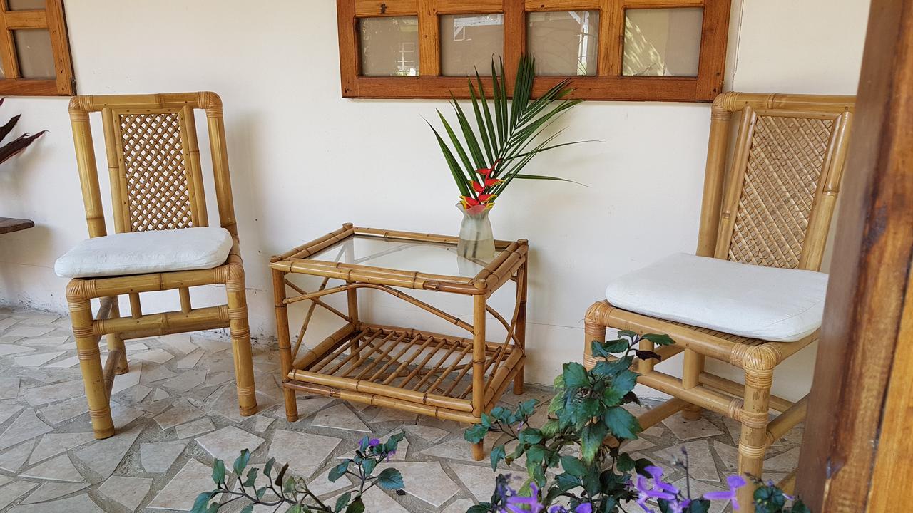 Yucca Beachfront Hotel Puerto Viejo de Talamanca Buitenkant foto