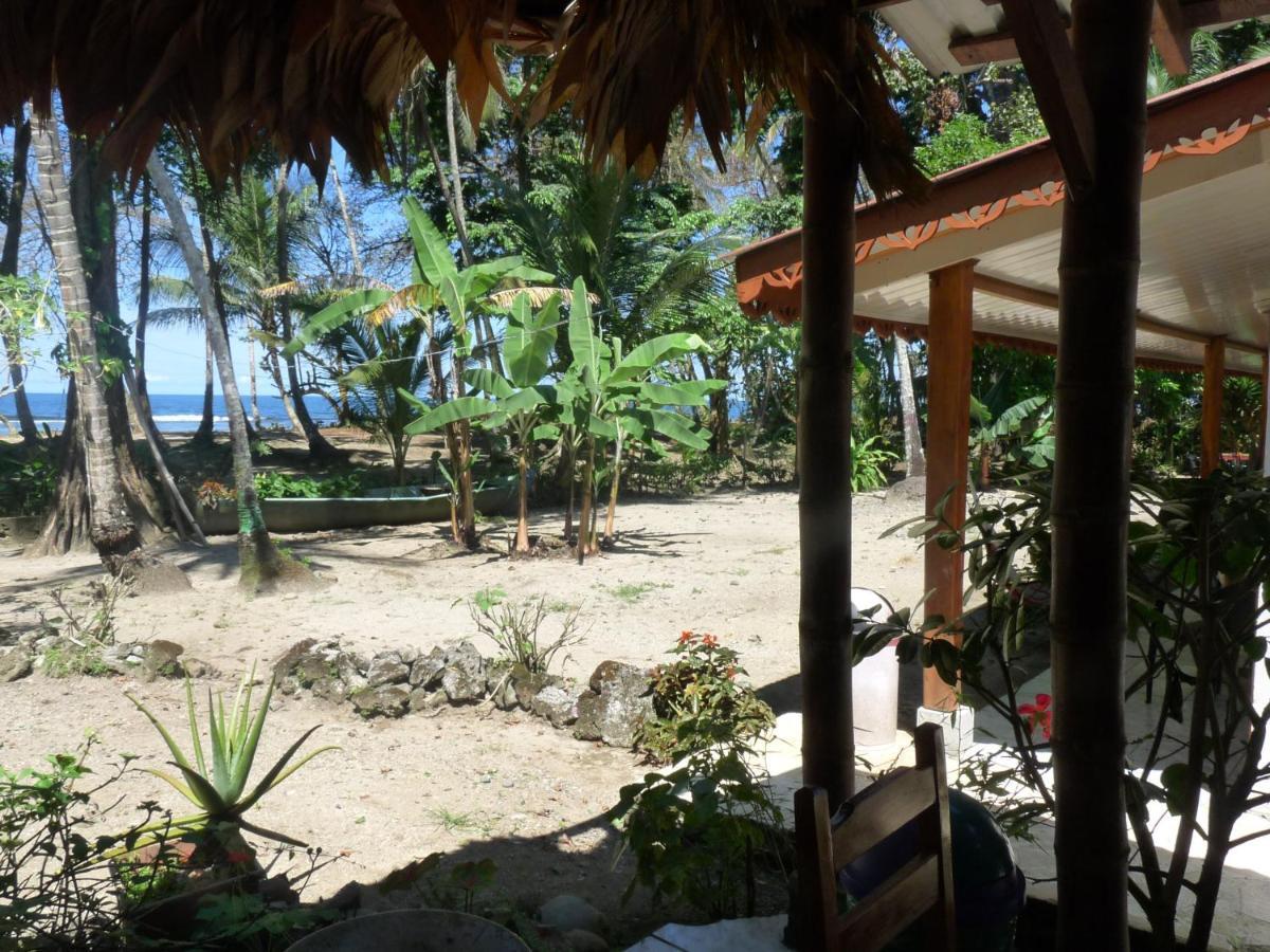 Yucca Beachfront Hotel Puerto Viejo de Talamanca Buitenkant foto